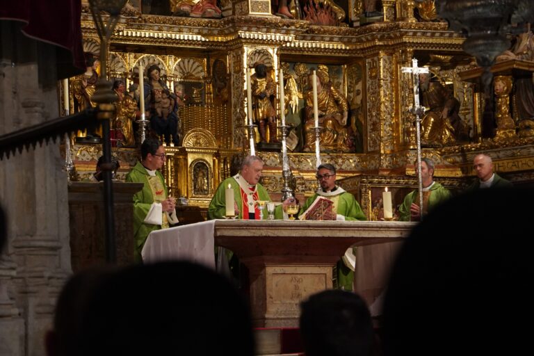 Eucaristía de la IV Copa Nacional de Seminarios en Granada