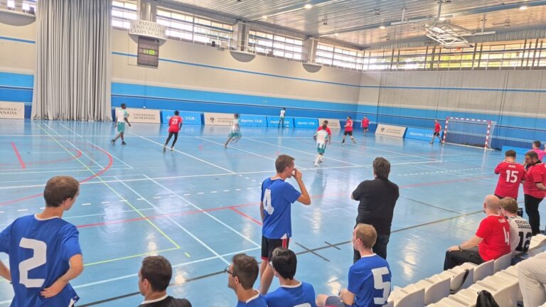 Partido de fútbol sala entre seminaristas en la IV Copa Nacional de Seminarios